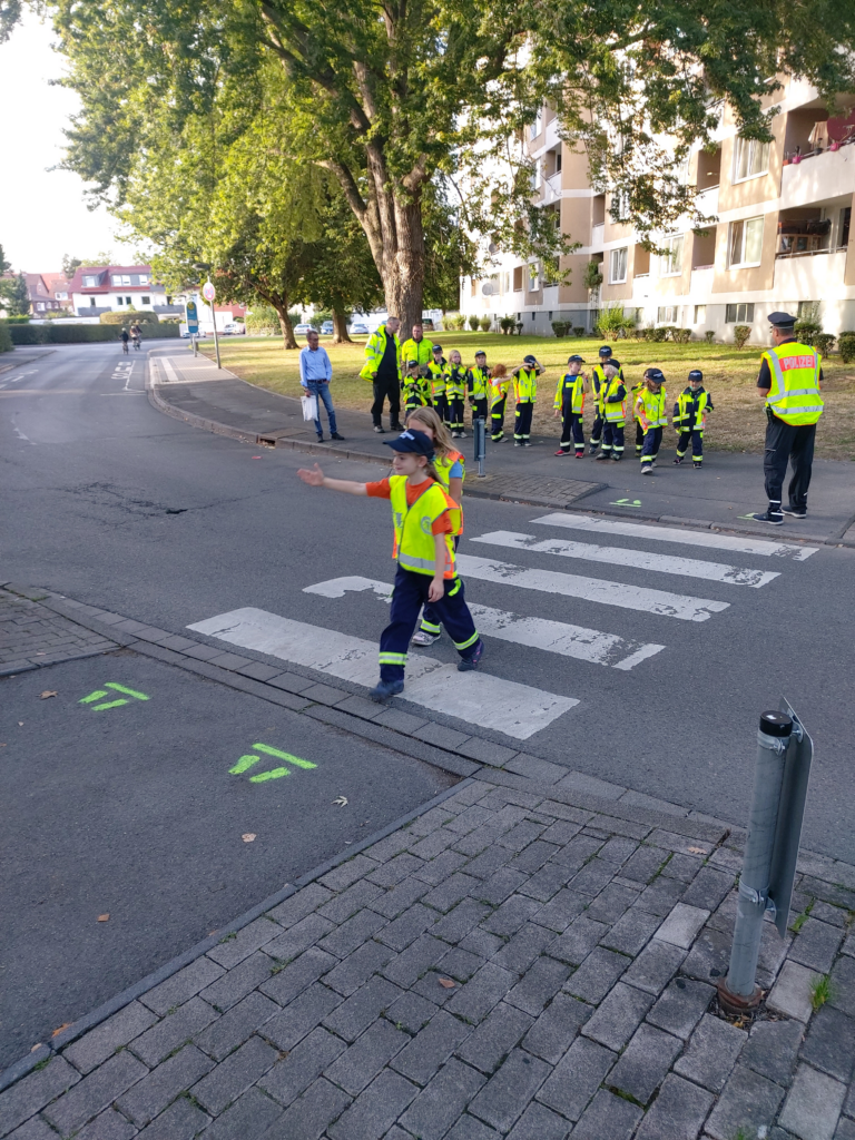 Gemeinsamer Dienst Mit Der Polizei - Ortsfeuerwehr Grone